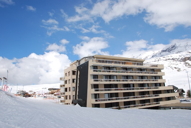 L'Hôtel Le Dôme sous la neige